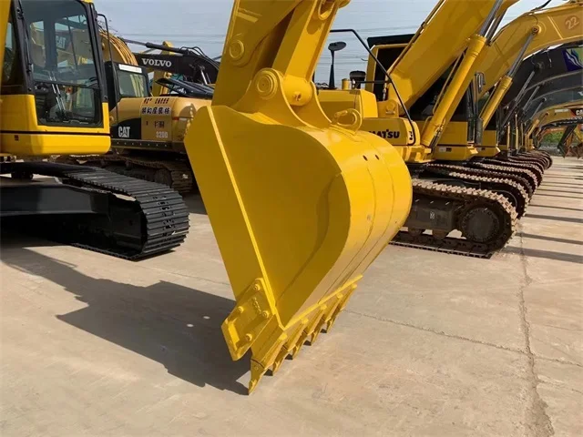 Komatsu PC220 Japanese Used Crawler Excavator/22 Ton 22t 22 tons 22ton Good PC220-8/PC220-7/PC220-6 excavators for sale