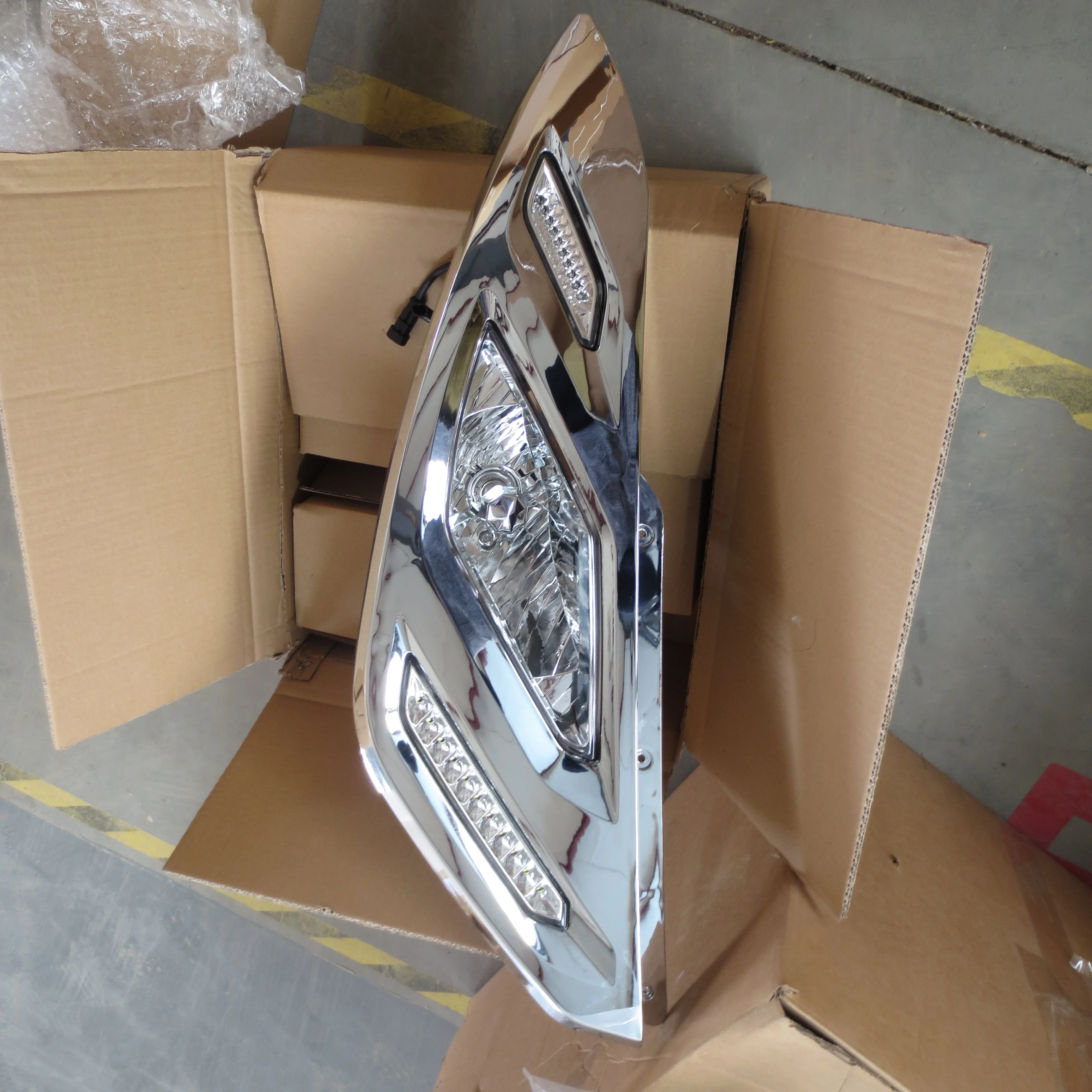 bus led headlight FOR MARCOPOLO BRASIL  auto lighting system bus parts city bus good quality and hot sell 572*560*296 HC-B-1451