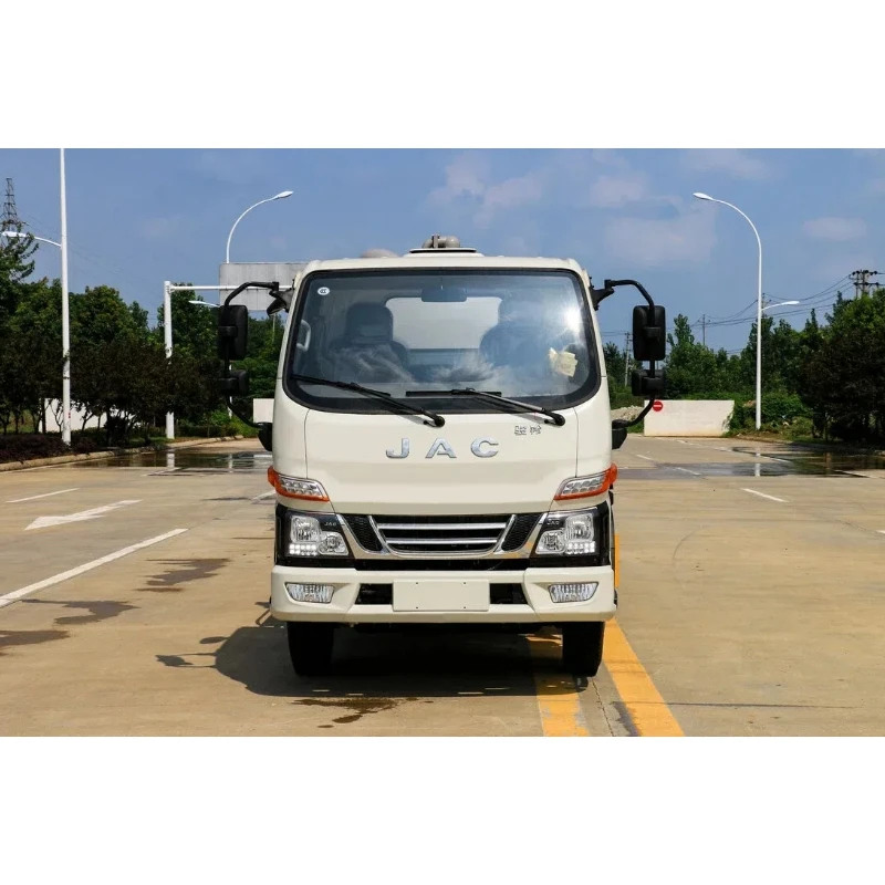 Configure high-power vacuum suction pump and high-quality hydraulic system Jianghuai JAC 5 cubic meter suction truck