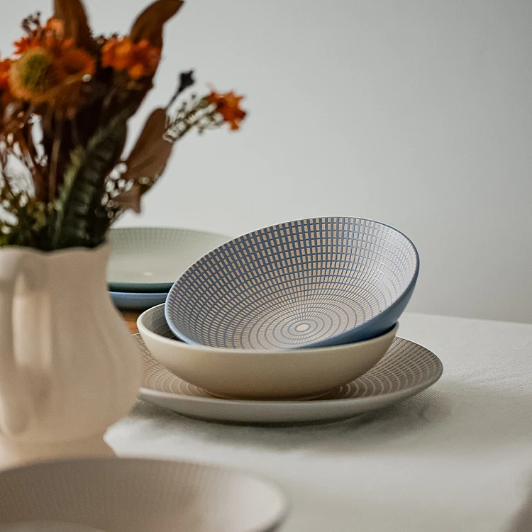 Factory Wholesale Custom Dinnerware Stoneware Dish Isolation Glazed Ceramic Nordic Tableware Dinner Set