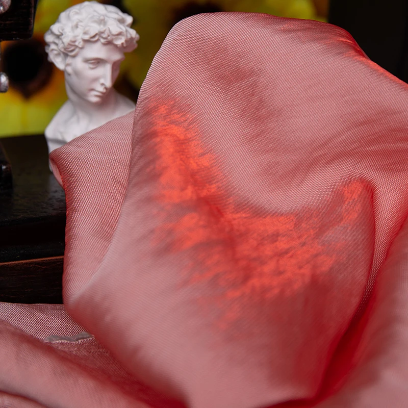 Glass silk satin texture fabric gradient elastic skirt clothing fabric glossy, vertical, wrinkle resistant