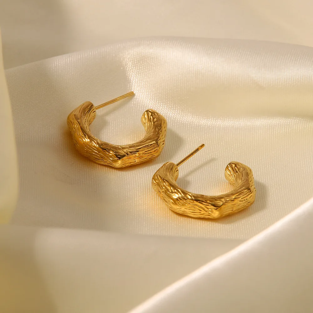 Chic Chunky Jewelry 18K Gold Plated Stainless Steel Lava Hammered Embossed Geometric Hoop Earrings