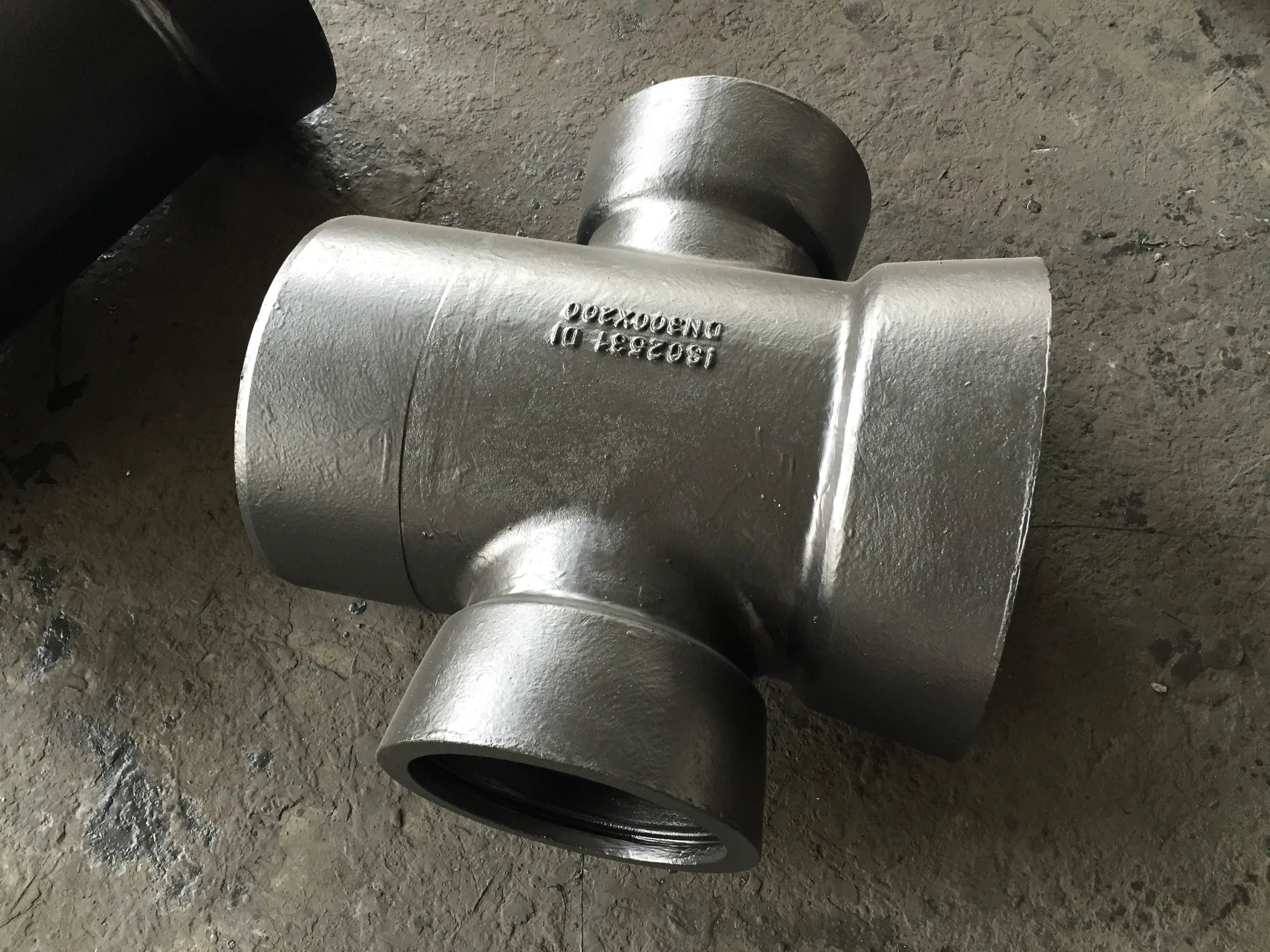 JSP ISO 2531/ EN545 Ductile Iron All Socket Cross Socket Tee Cross Tyton Cross ISO 2531 Casting Ductile iron Pipe Fittings