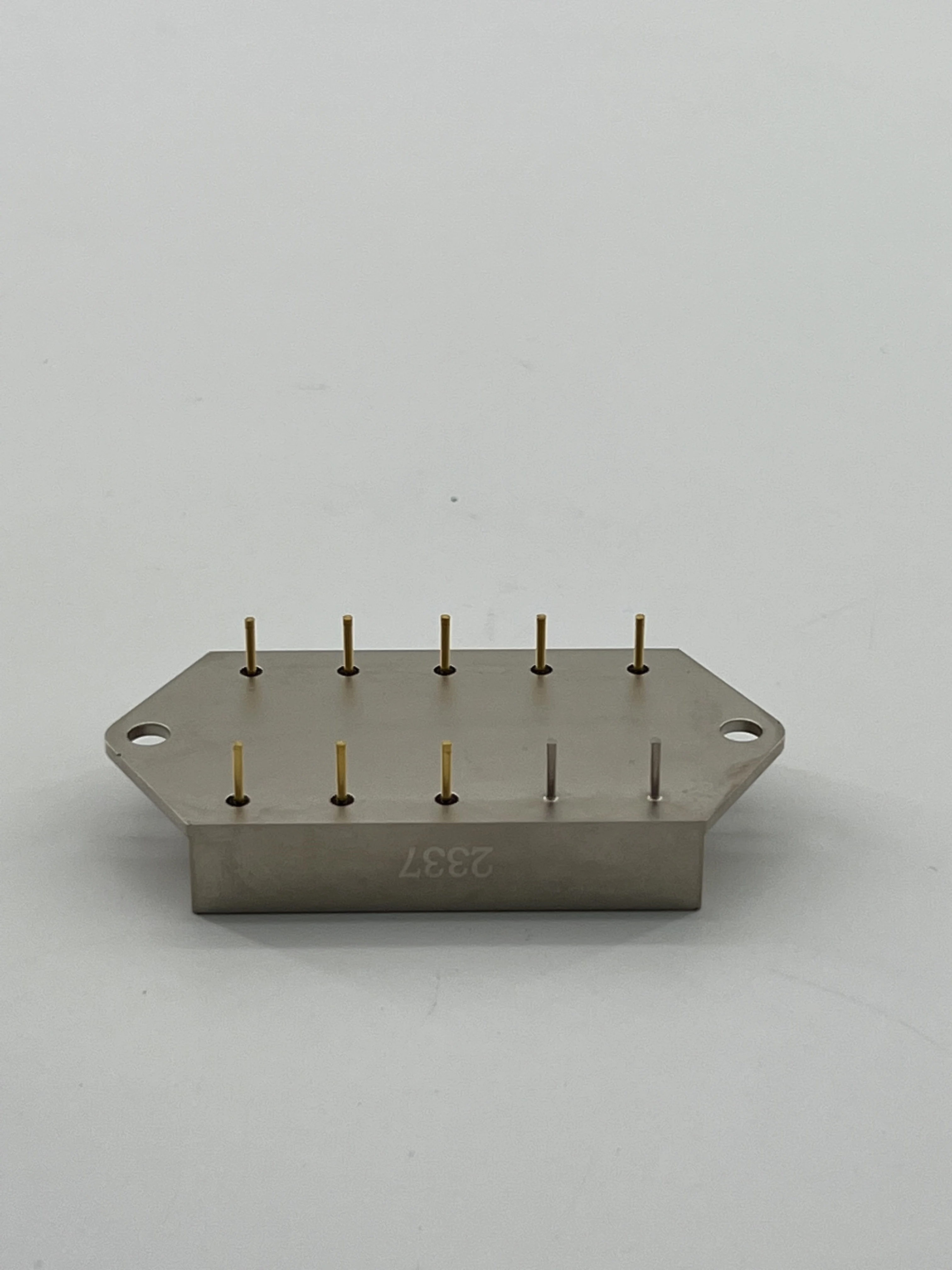 Высокое качество FPGHHA28K05D20JF 460 кГц толстая пленка dc В конвертер металлический корпус 15V-50V силовая модель используемая в промышленной автоматизации