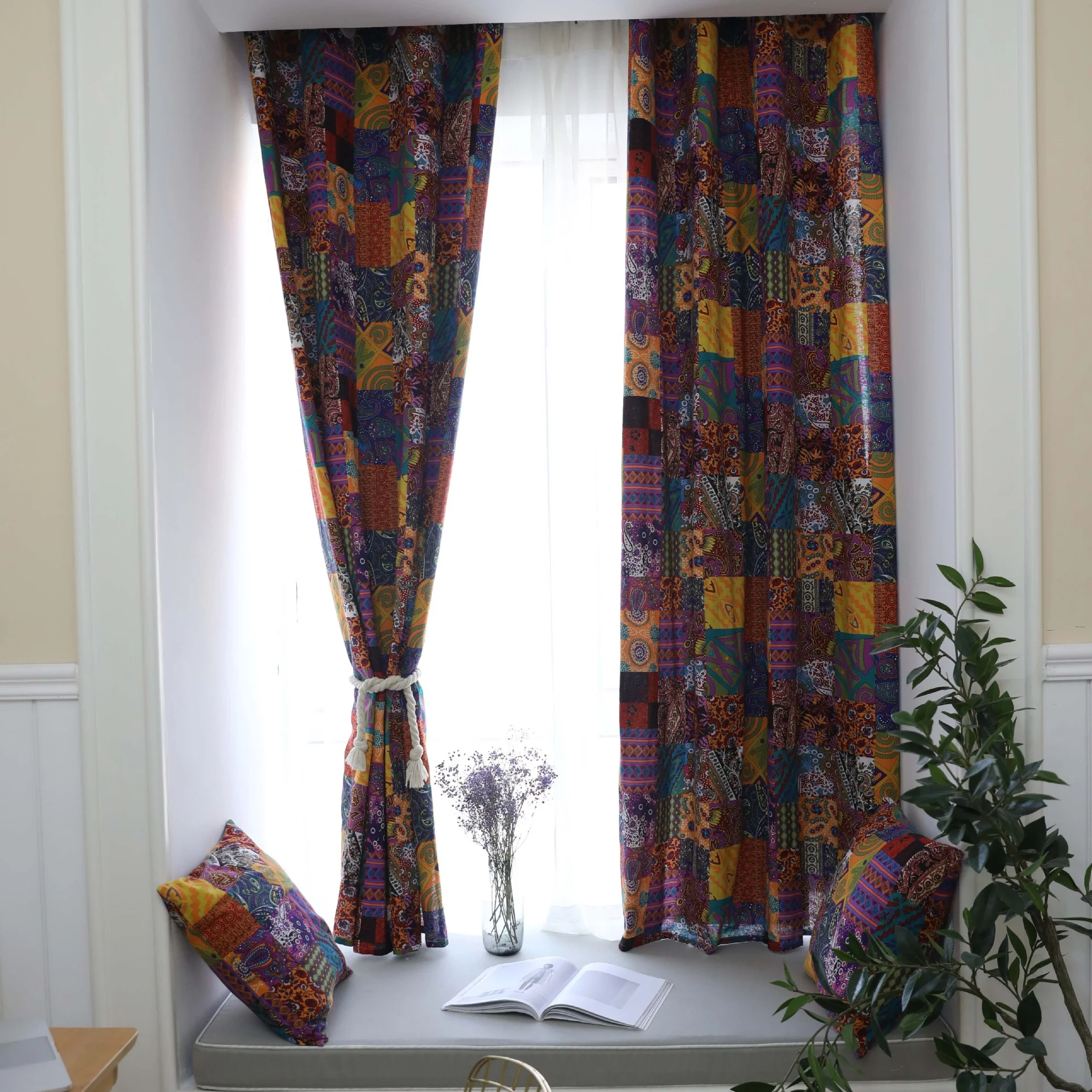 Factory Direct Sale Blackout Yiwu Cheap Floral Printed Curtains Door Curtains Southeast Asia Cheap Window Curtain Fabric African