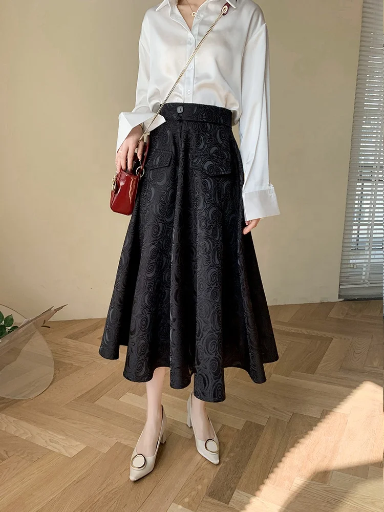 Black Skirt Ladies 2023 Hepburn style high waist vintage satin jacquard pocket skirt