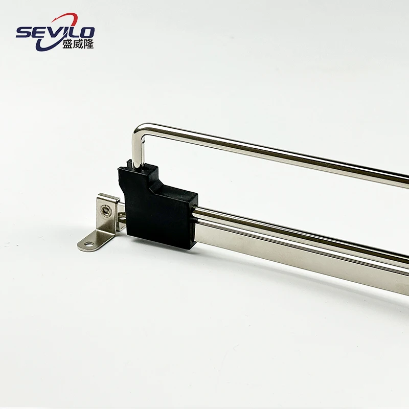 Hot sale China made Pull out scalable display wardrobe bedroom bathroom suit towel clothes rack