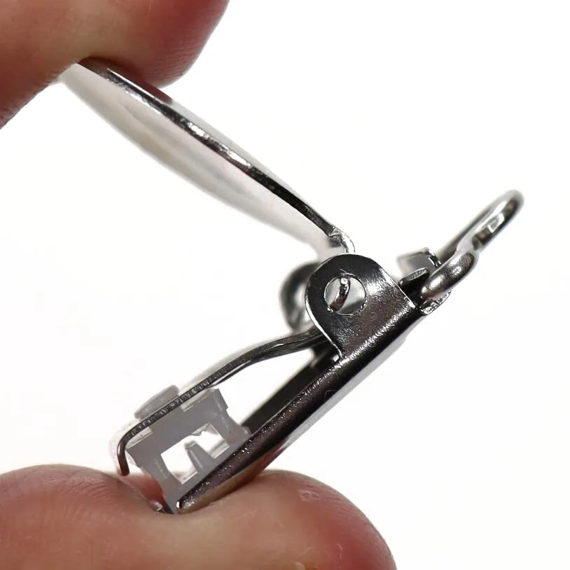 Factory custom design stainless steel baby pacifier clips for ribbon