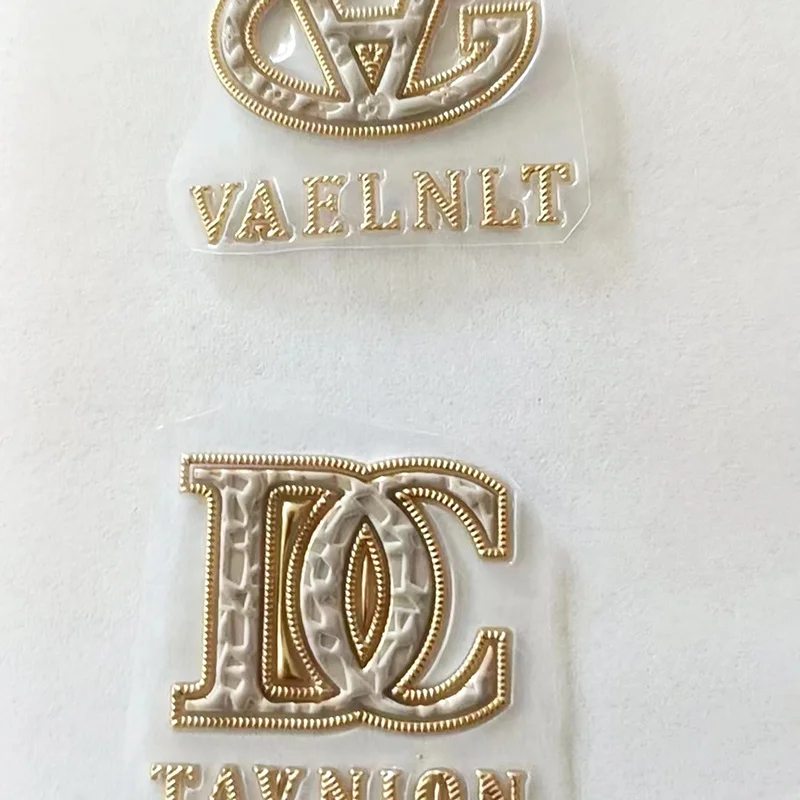 Custom Fashion design leather patch labels Silicone Sustainable hang tag metal logo Heat transfer printing for garment