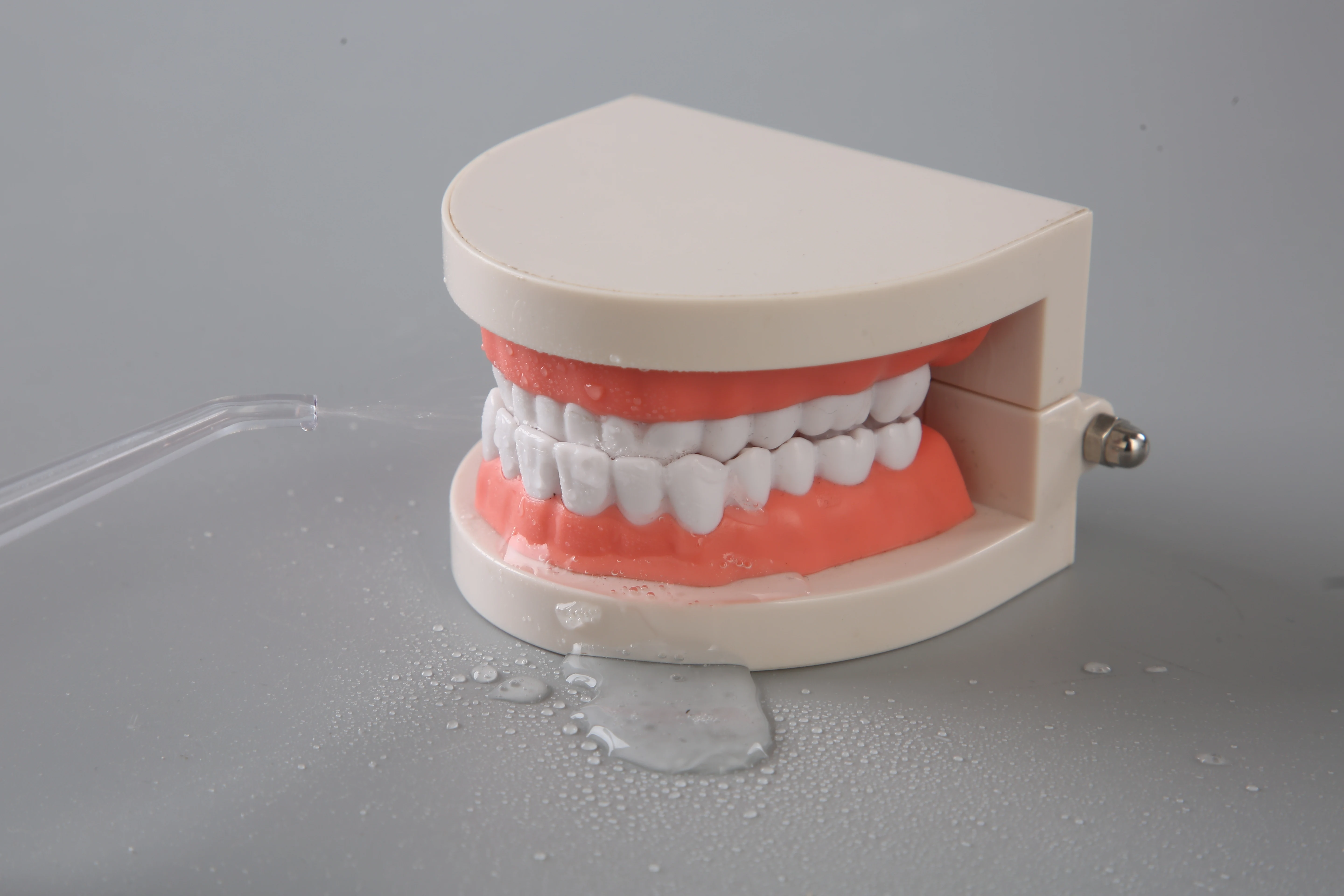 IPX7 Cordless Dental Oral Irrigator and USB Rechargeable Teeth Cleaner For Traveling & Home