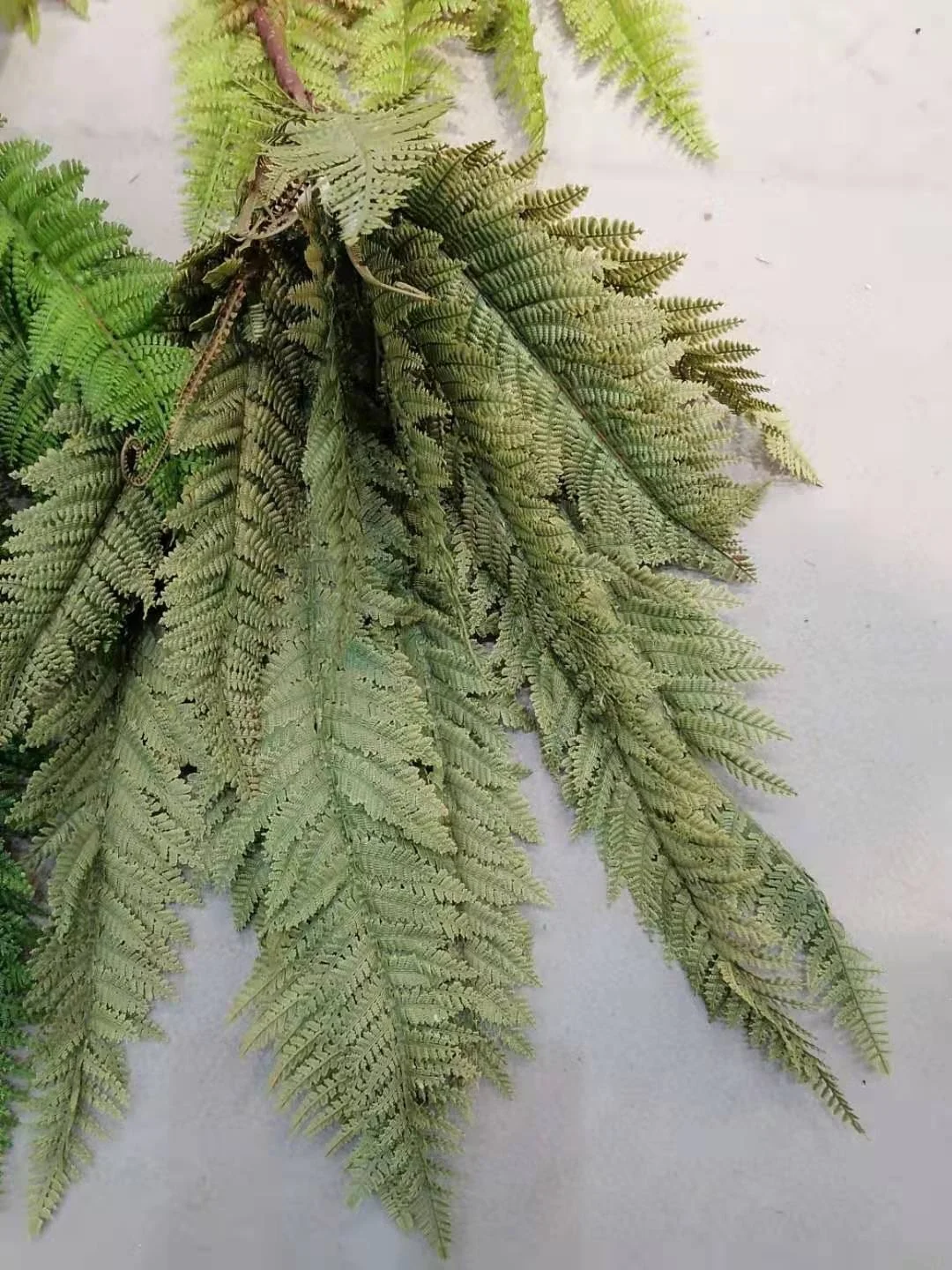 Quality shrubs plastic boston grass  artificial hanging fern bush for wall decoration