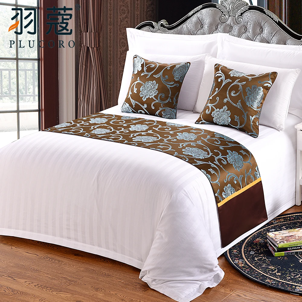 Elegant Colorful Polyester Decorative Hotel Bed Runner and Cushion Cover