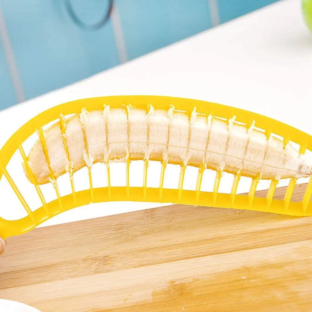 Easy Control Reusable Durable Banana Slicer Practical Kitchen Tool Plastic Salad Fruit Peeler Cutter Chopper