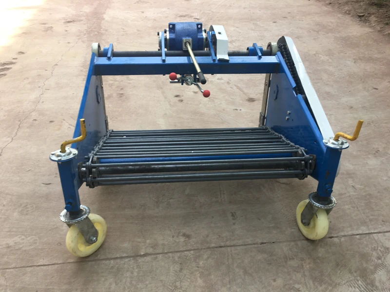 walking tractor driven mini sweet potato harvester for yam onion