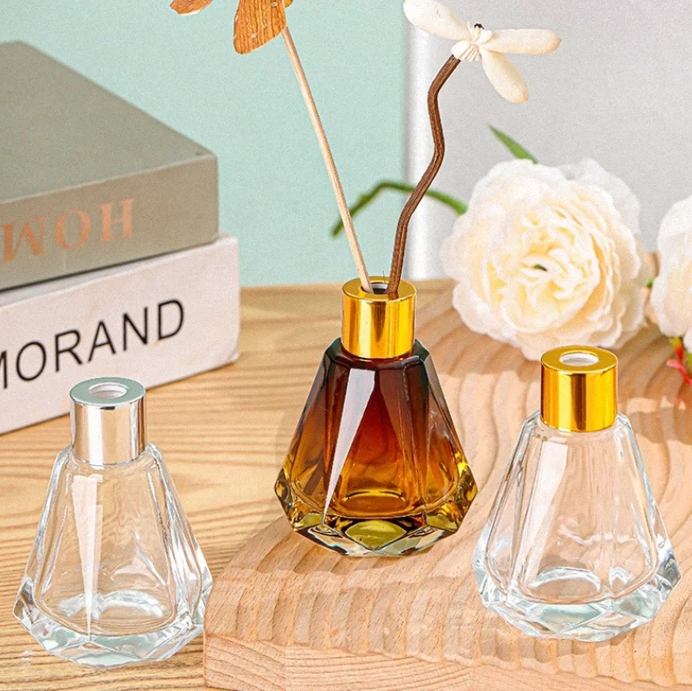 Unique Luxury 60ml 2oz Decorative Glass Bottle with Gold Lid Empty Reed Diffuser for Cosmetic Use