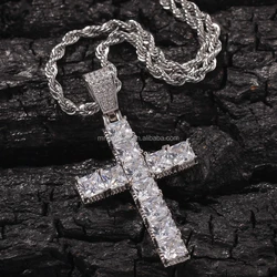 Hip Hop 18k Yellow Gold Unisex Iced Out Diamond Gold Cross Pendant