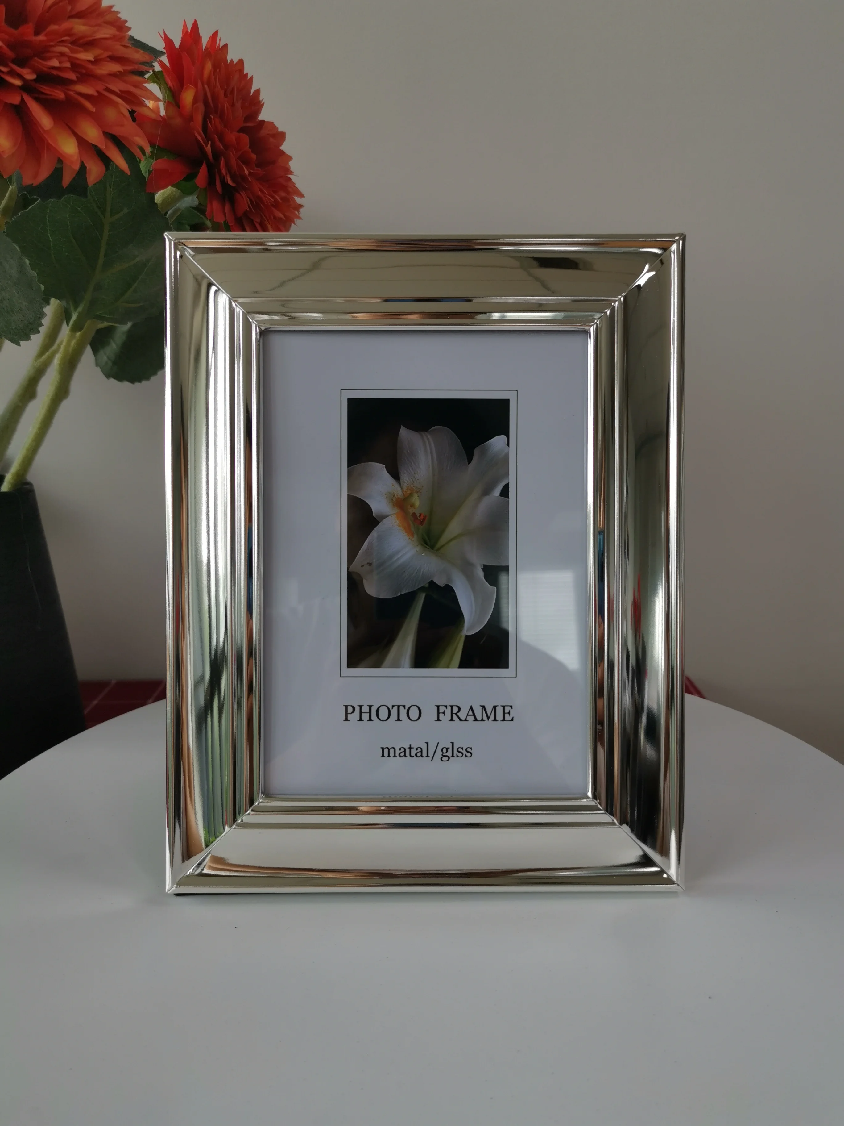
High quality hot saling professional home rose gold picture frame iron silver plated metal photo frame 