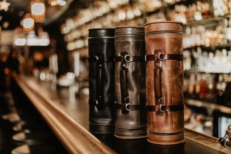 Home bar accessory Cocktail tools bag brown black PU Leather bartender roll bag Barman bag Portable bar kit Bar cart accessory