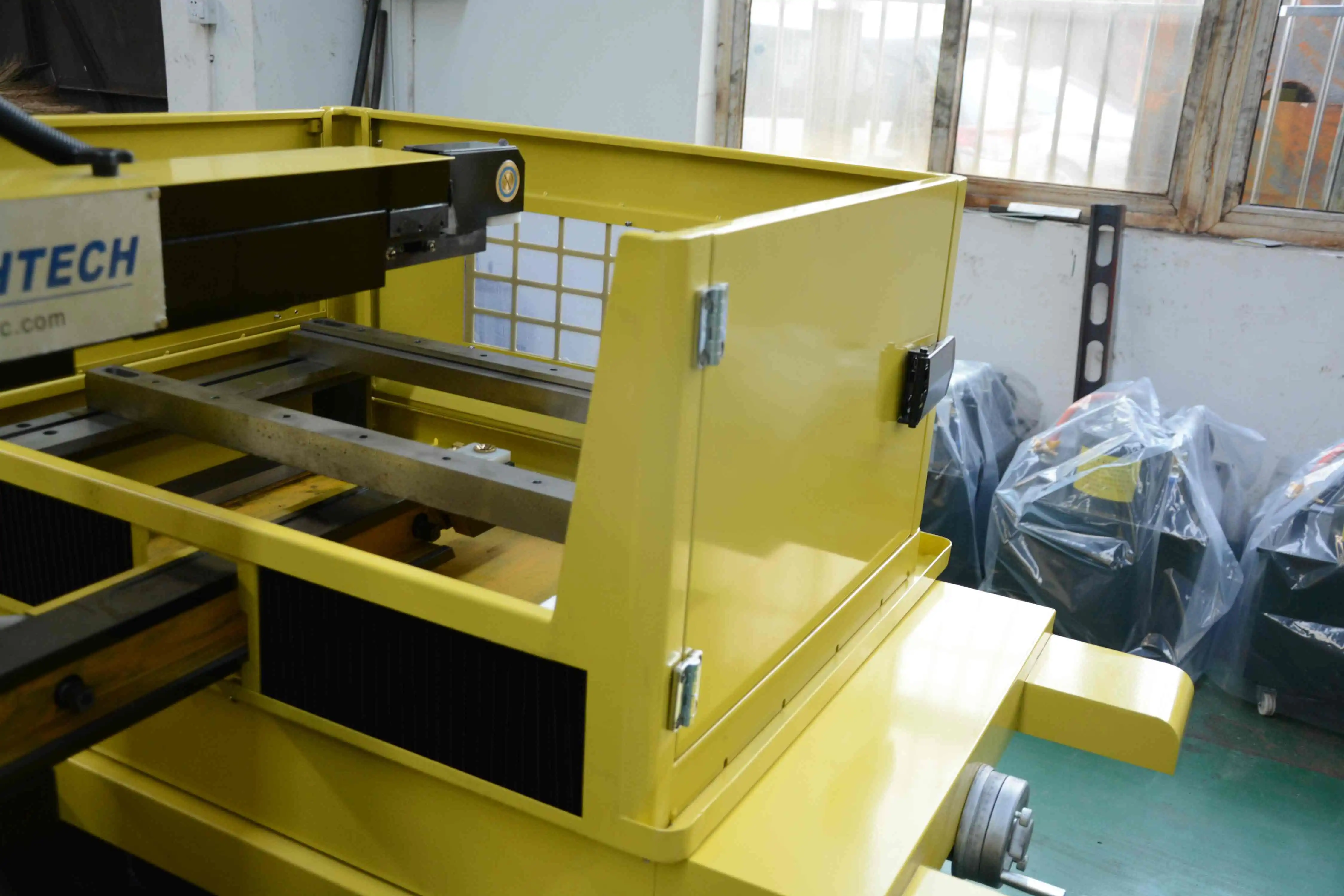 Hot Sale dk77 wire cut edm machine automatic cnc edm machine cnc edm wire cutting machine price for sale