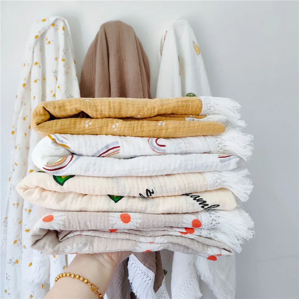 Cotton Pom Pom Muslin Swaddle Bamboo Cotton Fabric Baby Blanket Muslin Swaddle Blanket Pom Trim 2 layer Muslin Swaddle Wrap