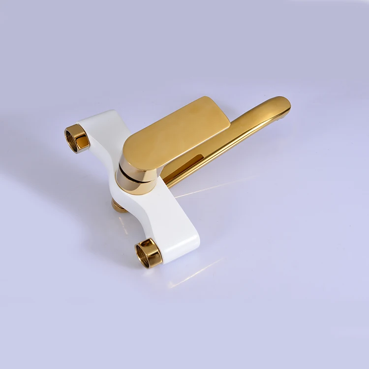 Wholesale Modern Hot Cold Water Swivel Spout Chrome Single Handle Brass Wall Mount Kitchen Faucet Mixer