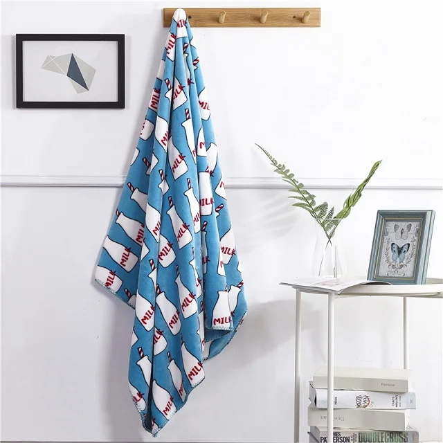 Light blue milk bottle and dog printed flannel kids newborn fleece baby blanket