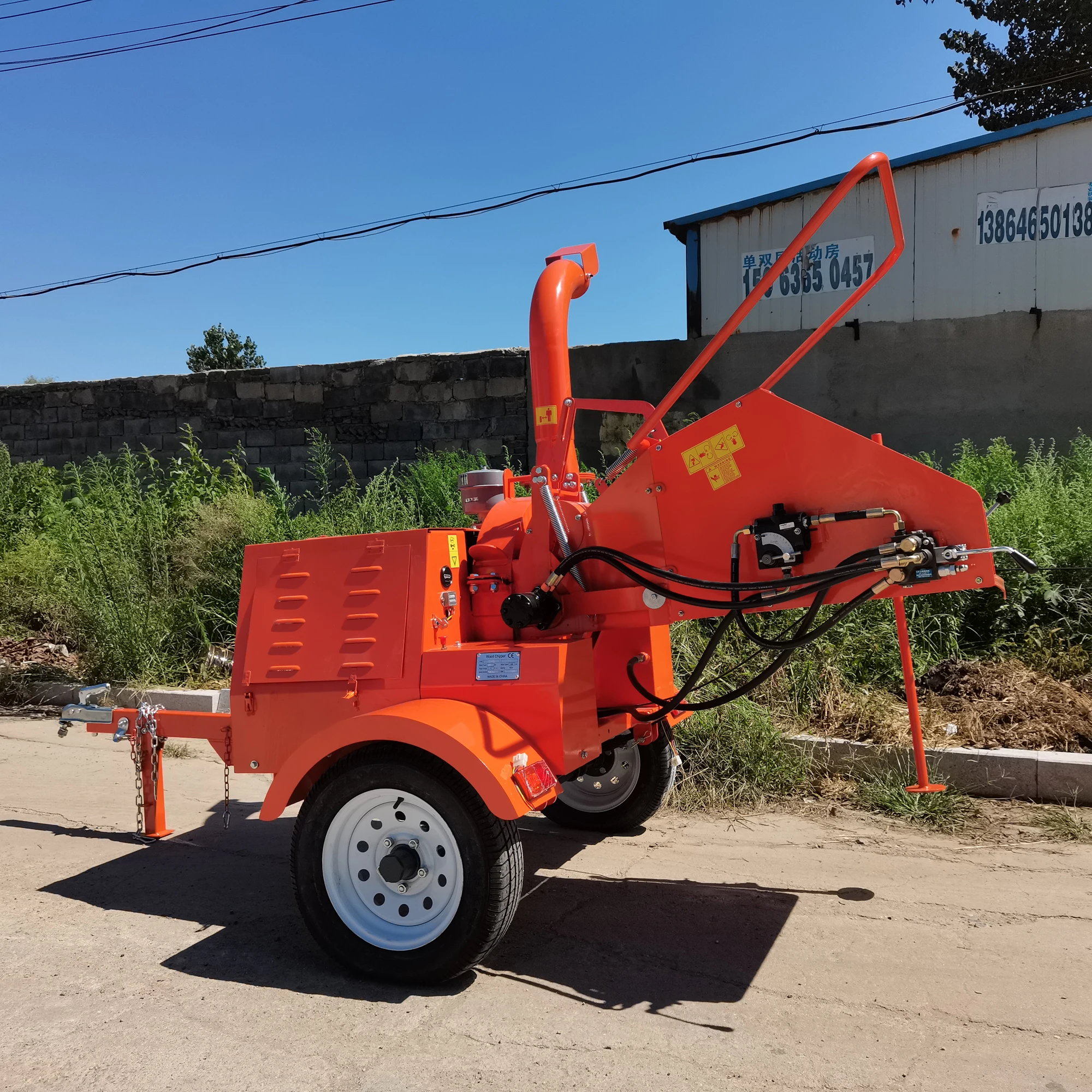 DWC22 diesel wood chipper