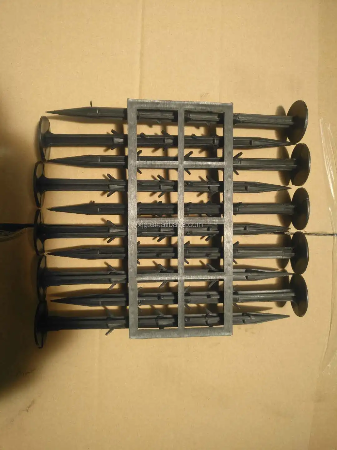 Factory sale plastic nail for agriculture mulch film