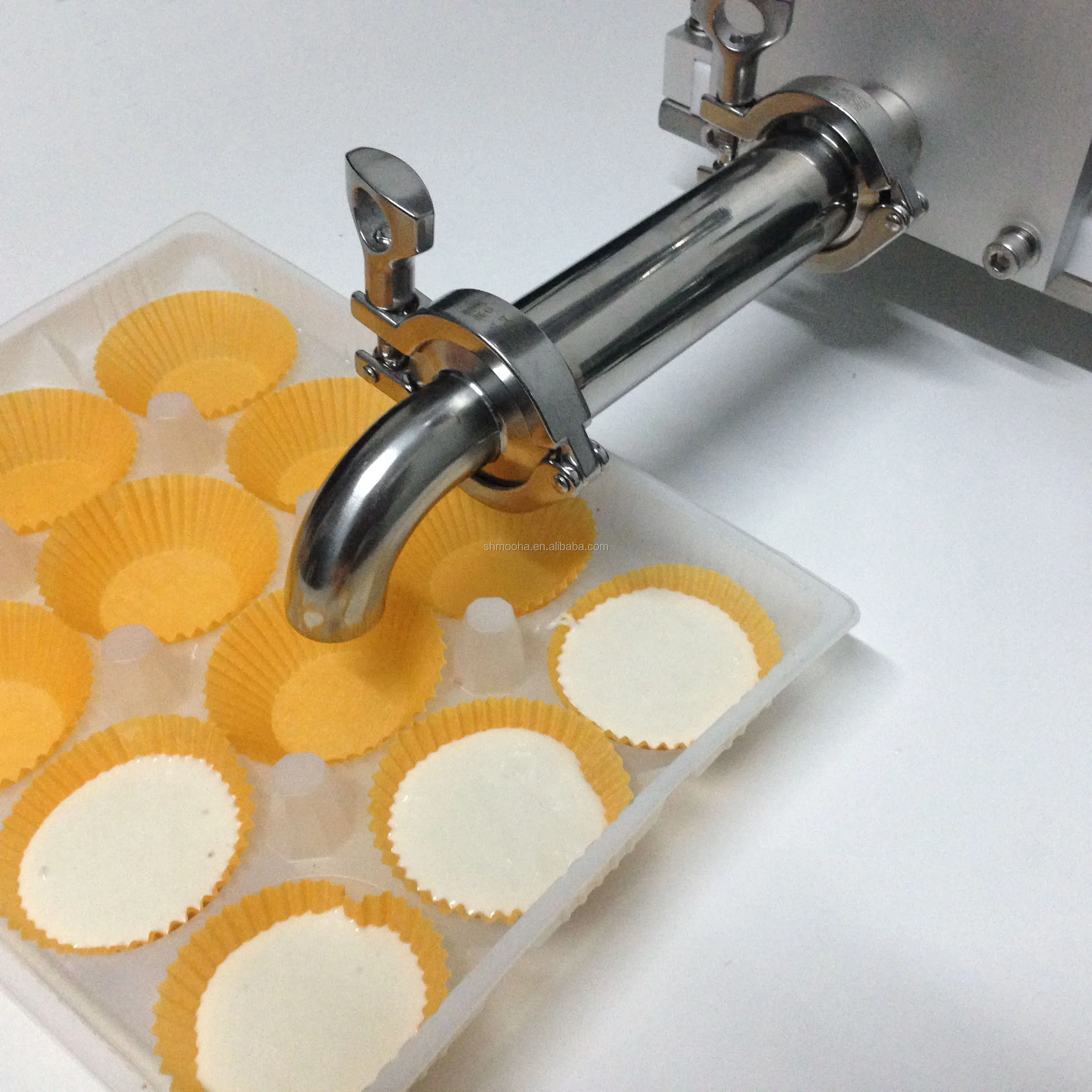 Multifunctional Bread Stuffing Filling Machine Snack Paste Sauce Inject Machine Croissant Chocolate Jam Injector Bread Machine