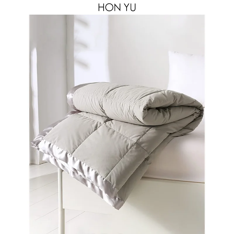 Extra Lightweight King Size Summer Cooling Goose Down Blanket with Ultra-Soft Breathable 750 Fill Power 17oz Thin Bed Quilt