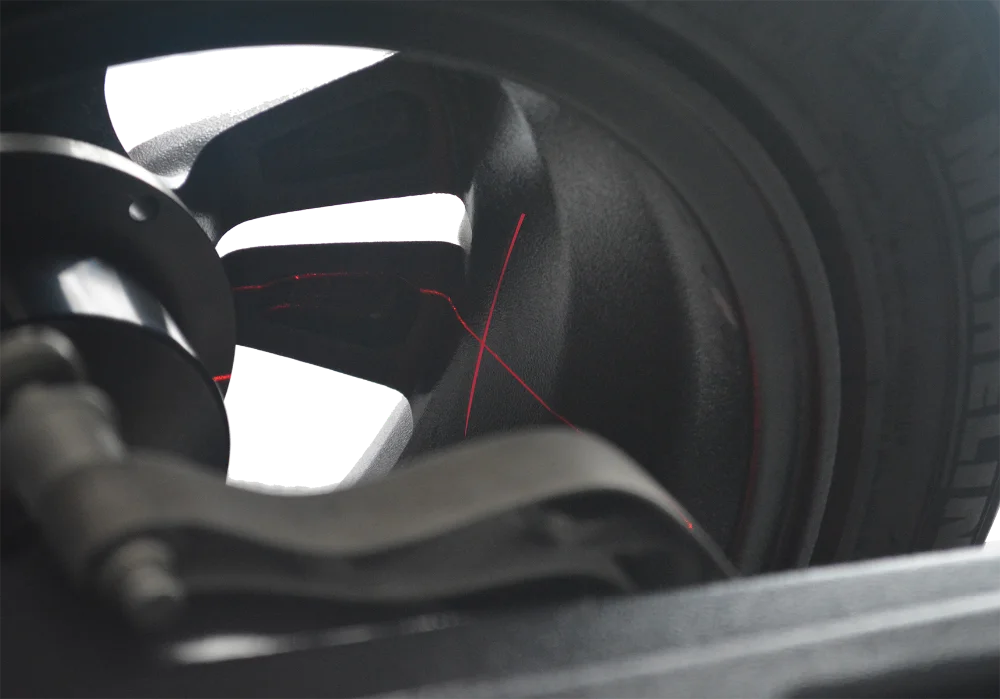 Laser Wheel Balancer B605 with Auto Width Gauge