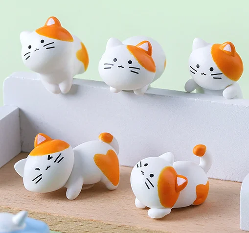 Wholesale Custom Resin Cat Table Miniature Micro Animal Figurines Kids Party Car Cup Hanging Decor Board Game Sculpture Garden