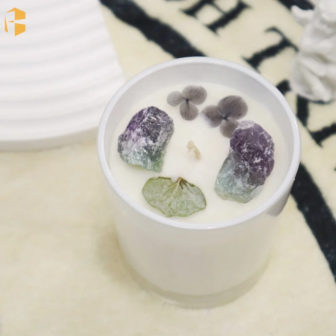 2024 Essential Oils Home Decor Natural Crystal Scented Candles Dried Flower Soy Wax Candle