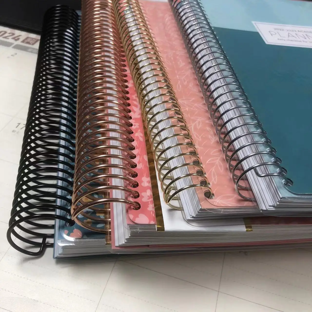 Hot Sale Aluminium Spiral Ring Wire O Spiral Binding Hardcover Business Office Weekly Planner Calendar Binding