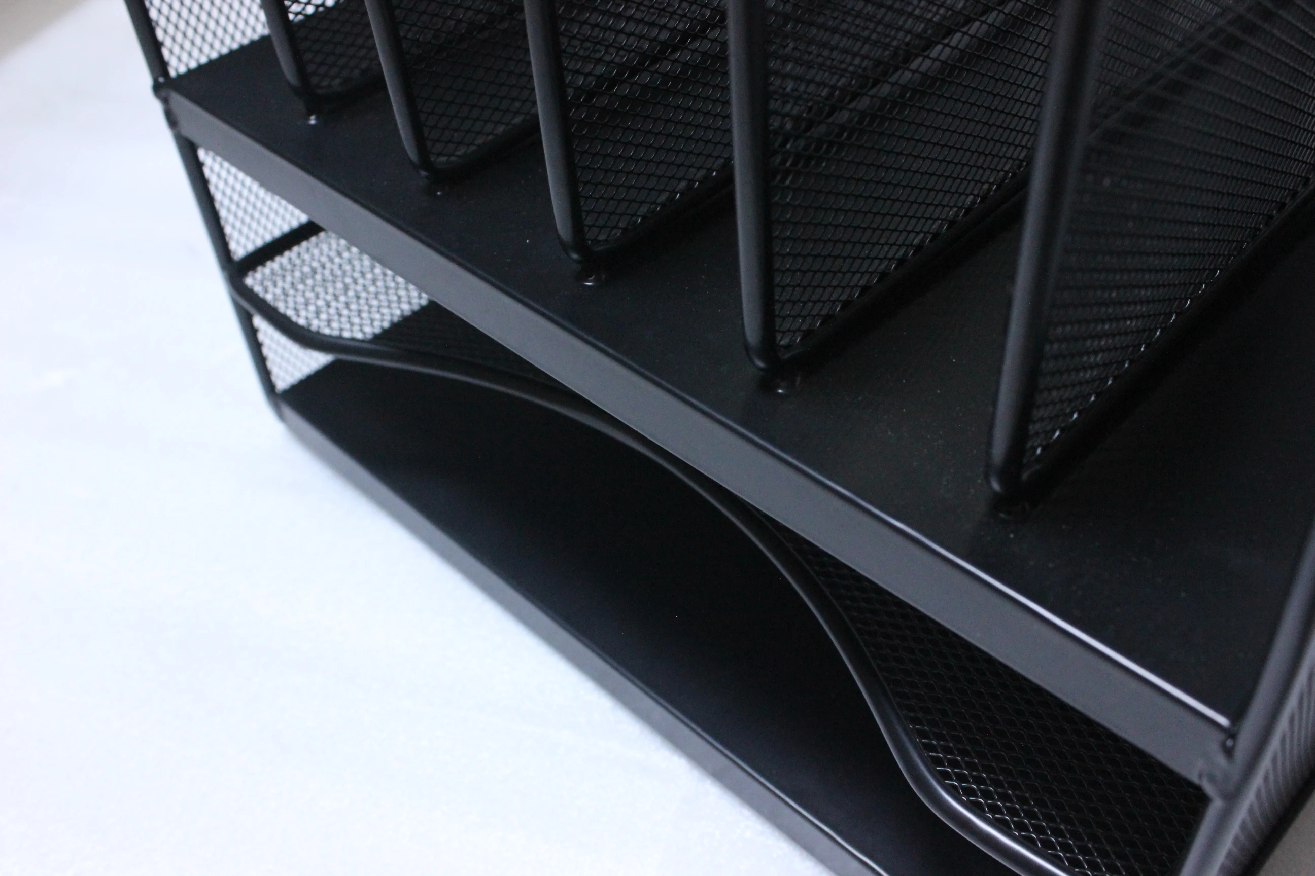 
Combination of office supplies Metal grid multi-layer file organization box Color customization 