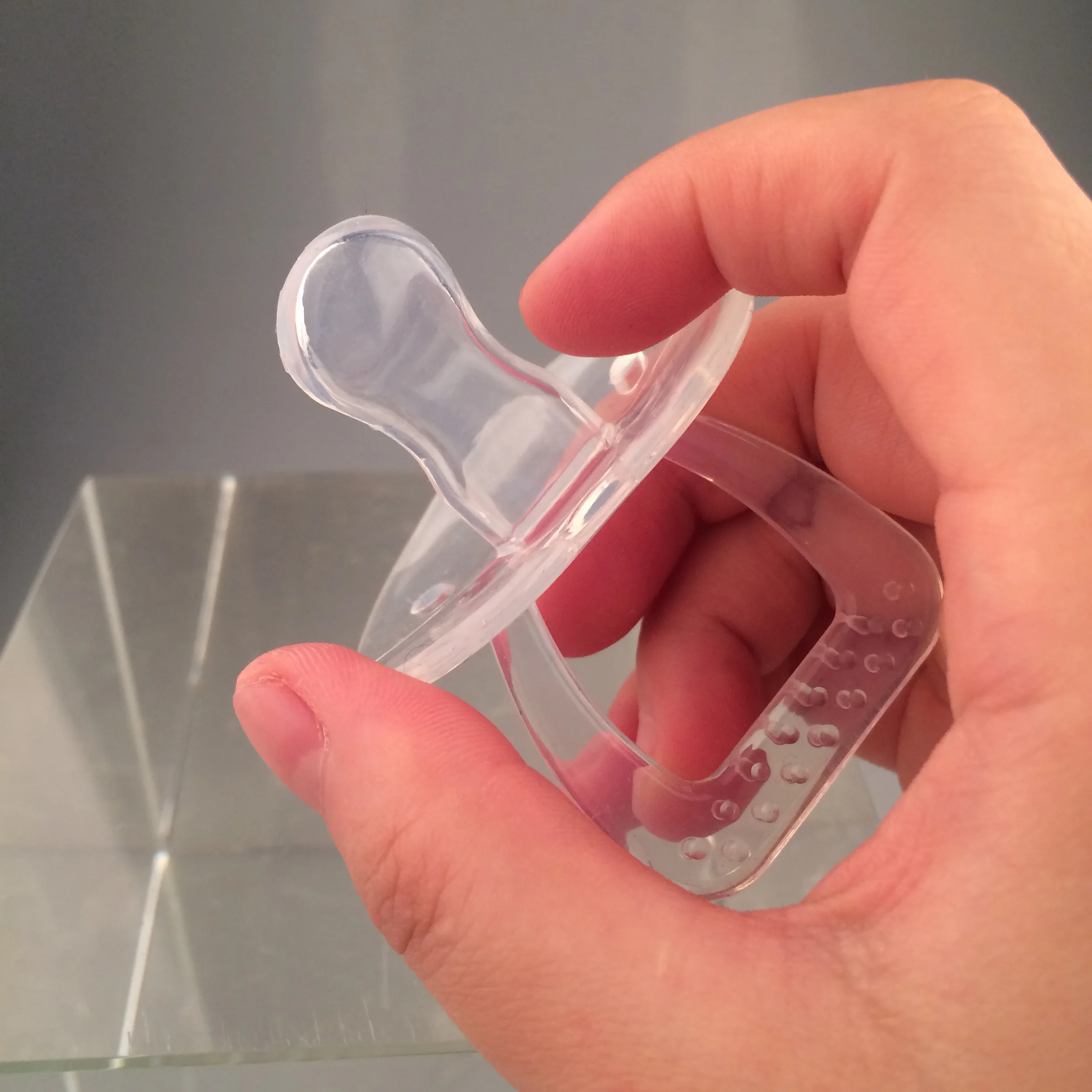 Best selling 12pcs/pack bpa free baby food pacifier