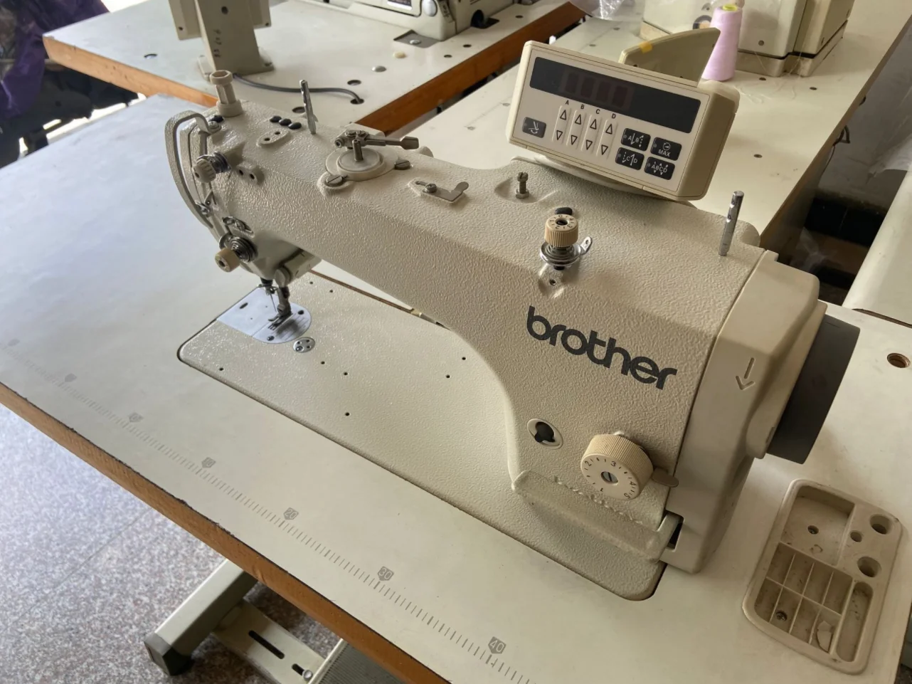 Used Brother 7200c Computerized Industrial Straight Lockstitch Sewing Machine