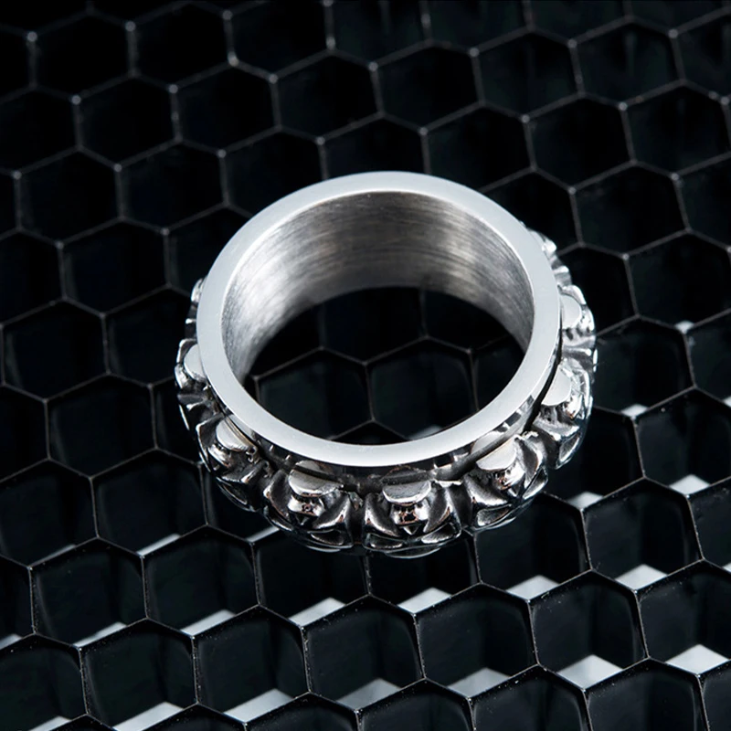 Wholesale Punk Stainless Steel Gothic Fashion Jewelry Rings Men Vintage Spinning Rotating Skull Ring