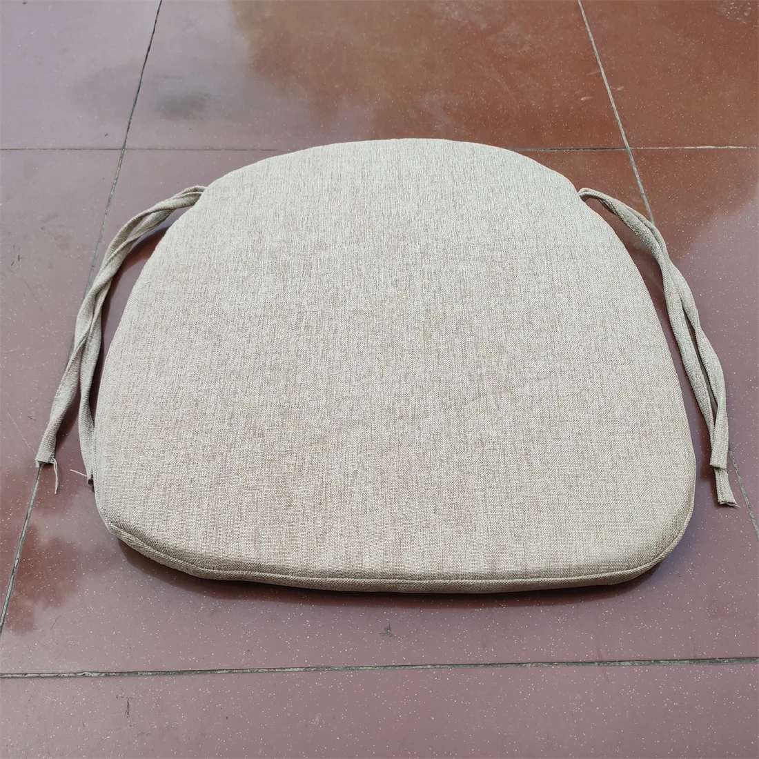 outdoor Removable Washable Soft Cross Back Chiavari Chair Cushion for wedding events