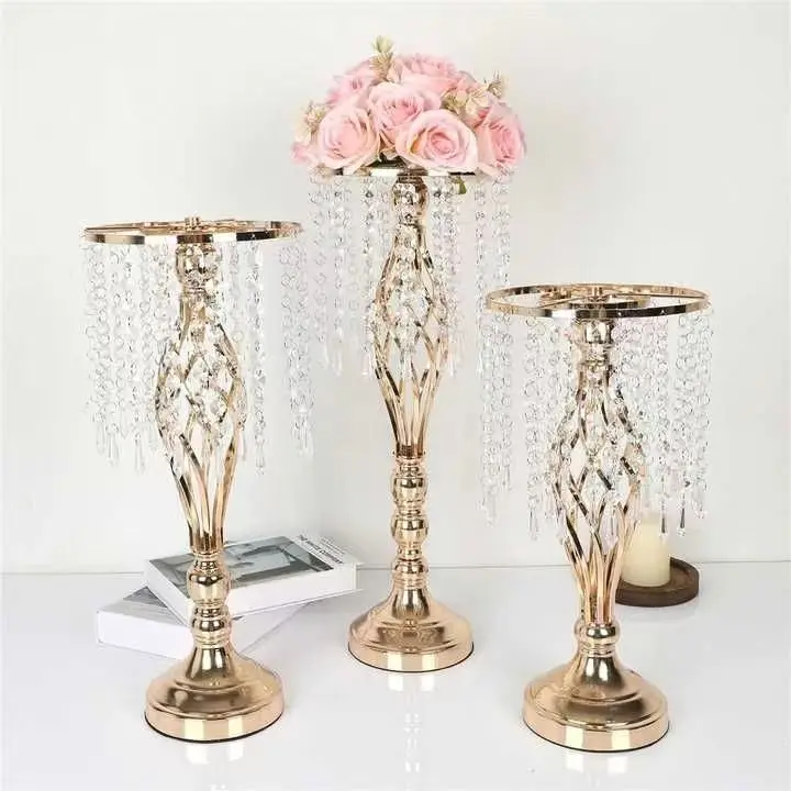 Unique Latest Design Light Luxury Gold Polished Stand 15 Arms Candelabra Elegant Metal Candle Holders