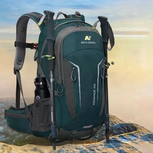 New outdoor hiking bag mountaineering bag camera bag 40L mountain camping supplies tactical backpack