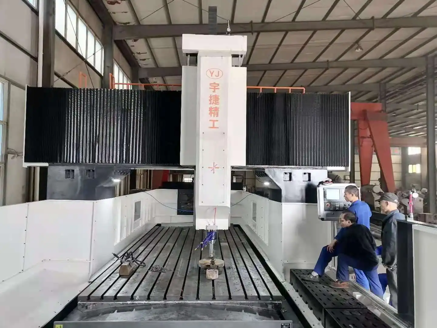 Luoyang yogie 4 оси портальный фрезерный станок с ЧПУ сверлильный