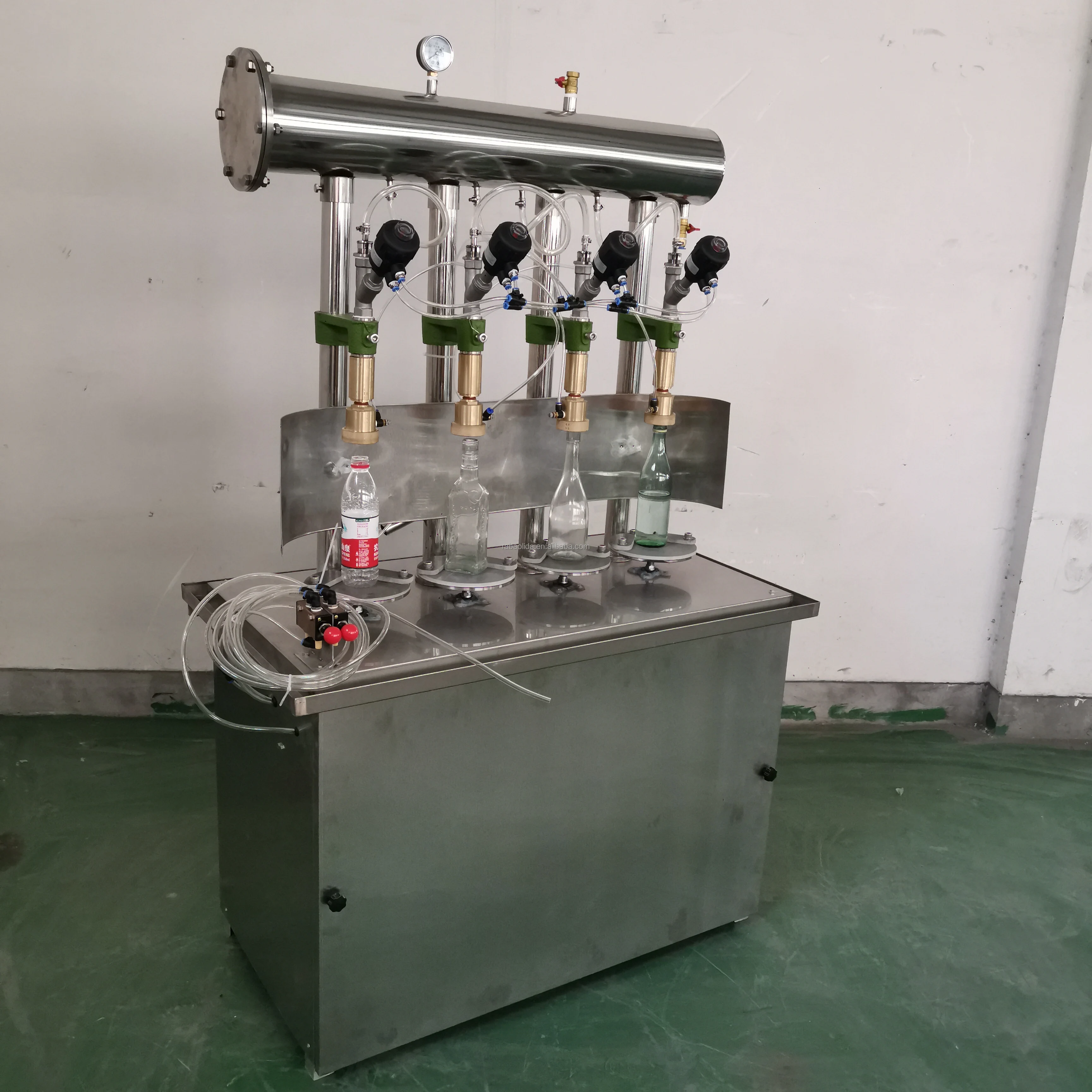 Small beverage energy drink soda soft sparkling water carbonated Drink making filling bottling machine