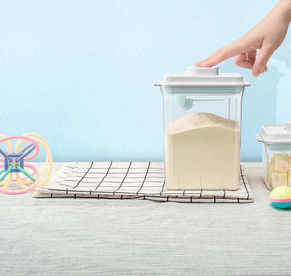 Wholesale one press pop-up snacks baby powder milk food milk powder 1700ml storage containers