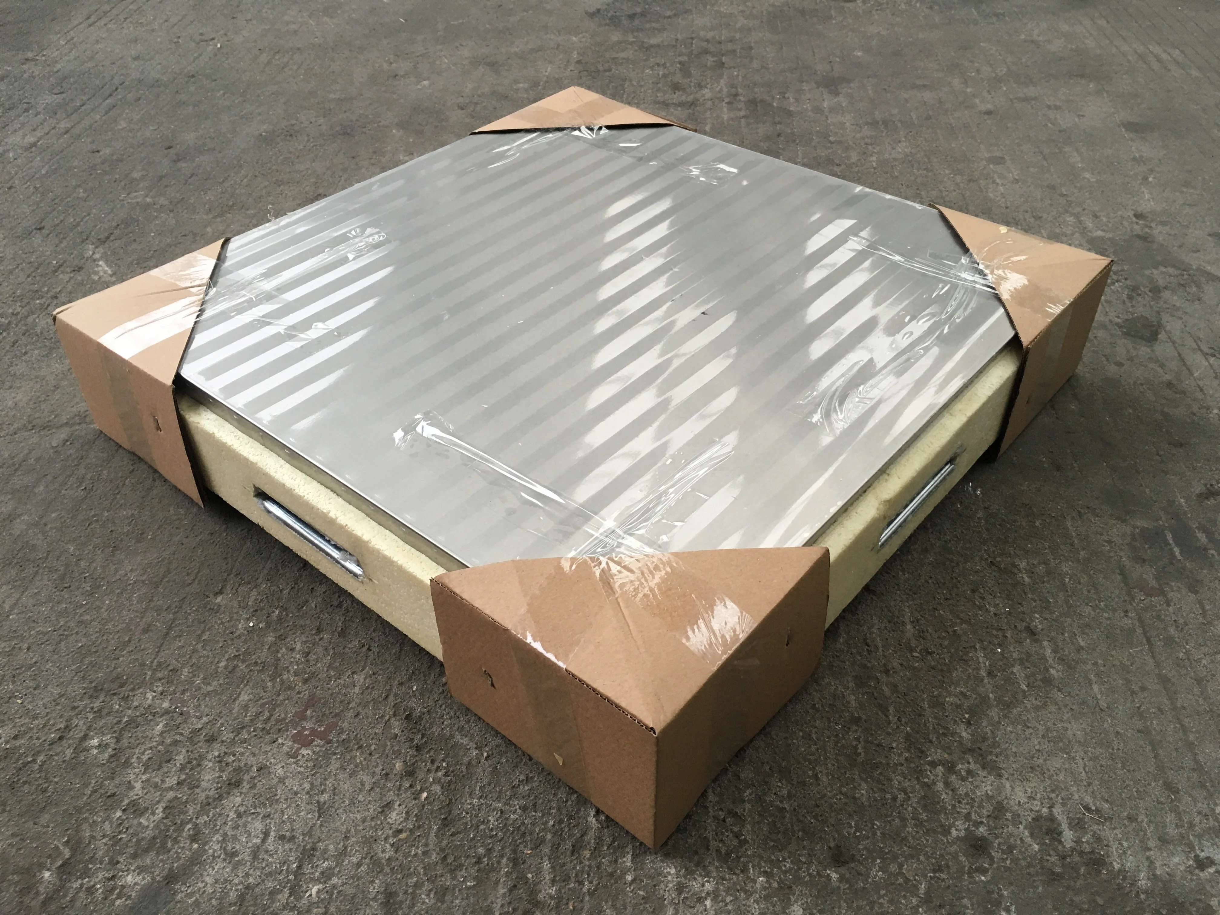 1ft by 1ft SAMPLE of 10cm Cold room PU sandwich panel price