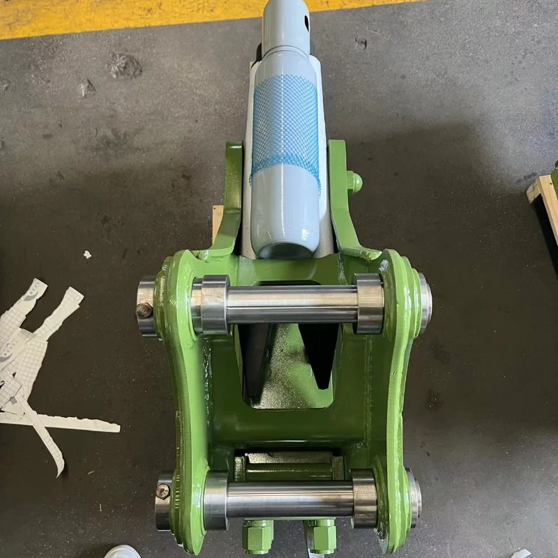 Factory direct sales 5-7 tons excavator using hydraulic crushing hammer 680 buy 10 to get one High quality, strong impact