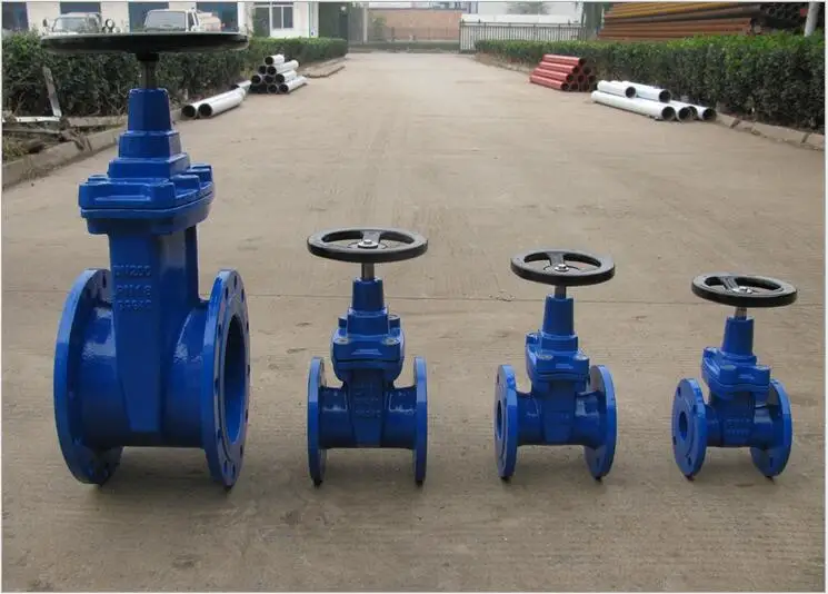 Yaosheng customizable PN10 PN16 manual gery iron rsoft-sealing gate valve for wate