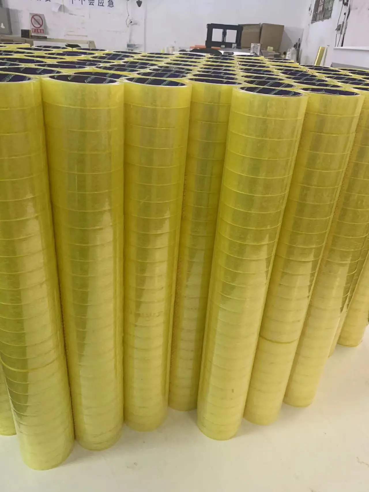 Amazon 24mm 40m per roll Gift Wrap yellowish Stationery Tape for Christmas and Birthdays Crafts Packaging Parcel Tape Compatible