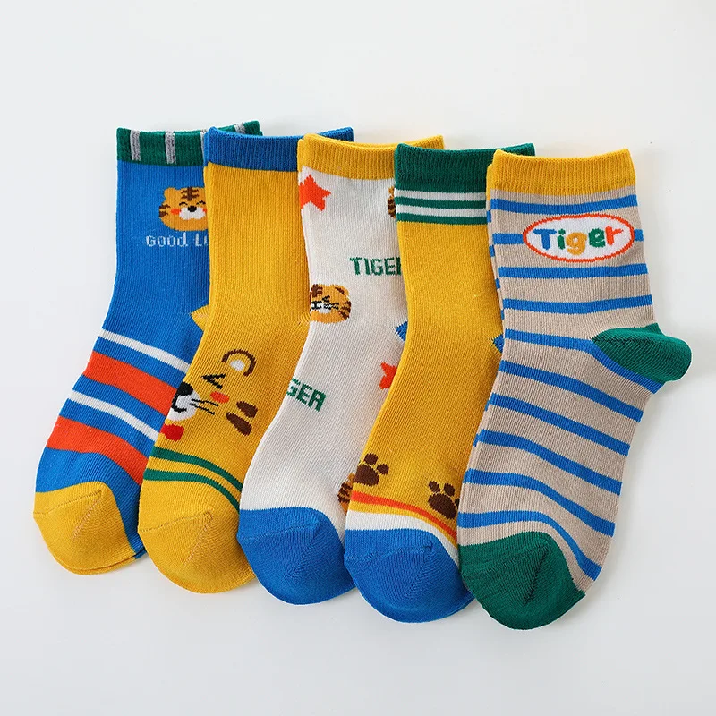 Daily school children socks fashion jacquard knit crew cotton socks for kids