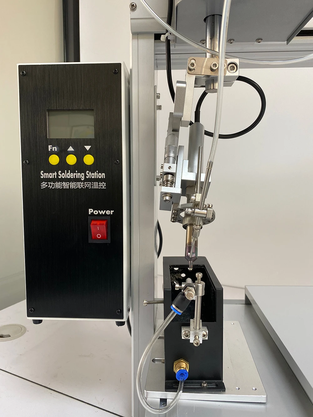 High production PCB desktop 4 axis solder soldering robot welding soldering machine automatic tin supply